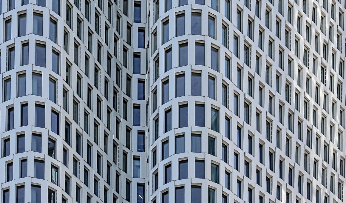 De voordelen van composiet gevelbekleding: duurzaamheid, onderhoudsgemak en esthetiek